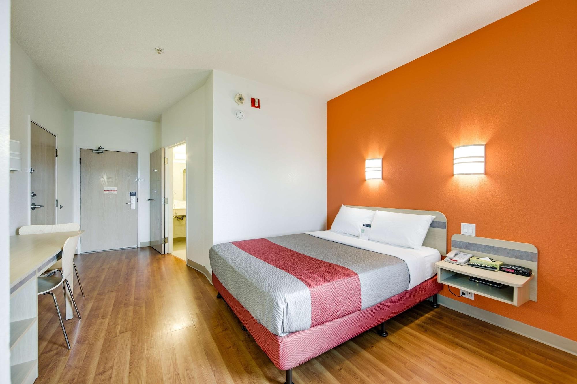 Motel 6-Brampton, On - Toronto Экстерьер фото