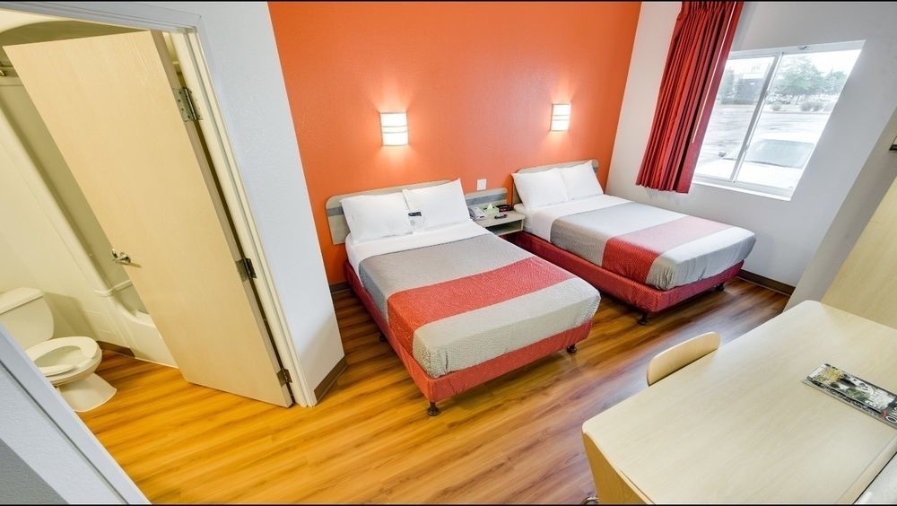Motel 6-Brampton, On - Toronto Экстерьер фото