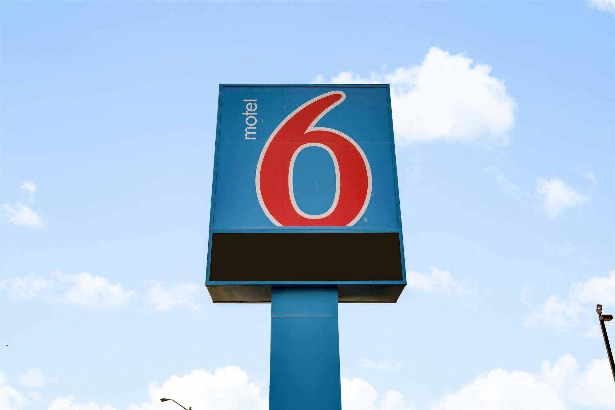 Motel 6-Brampton, On - Toronto Экстерьер фото