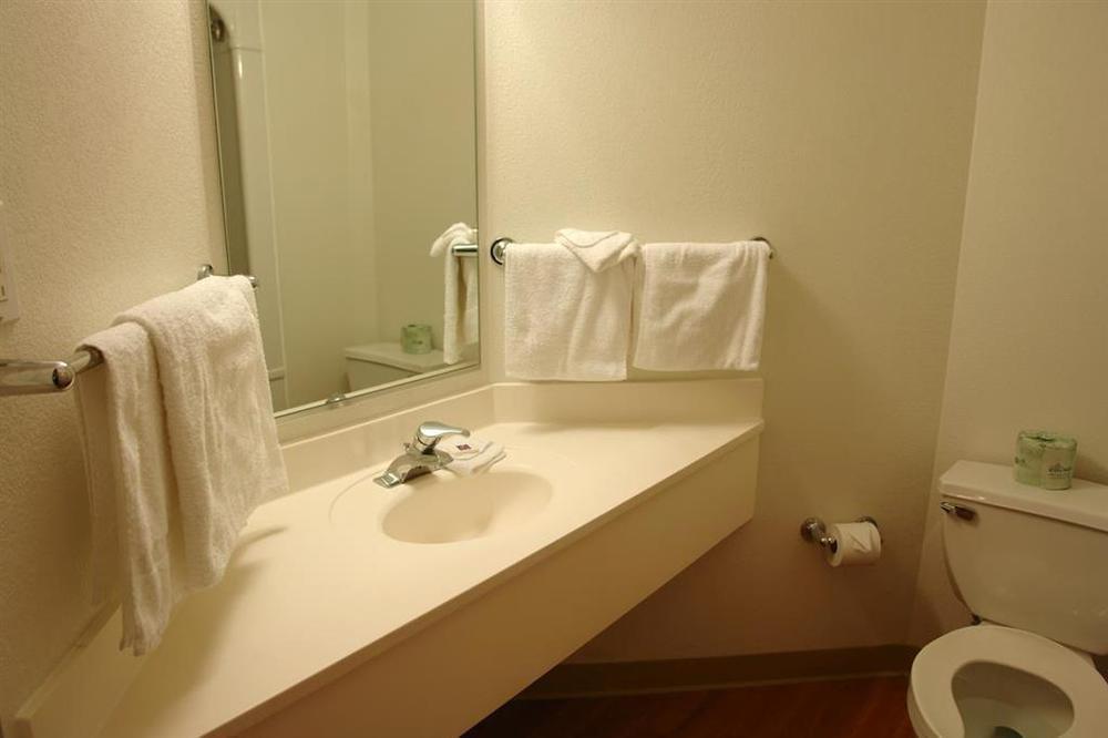 Motel 6-Brampton, On - Toronto Удобства фото